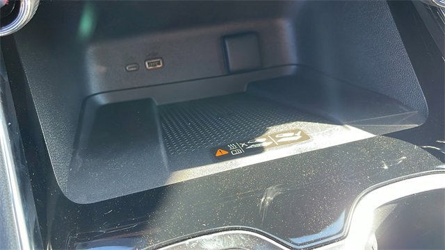 New 2026 Chevrolet Traverse LT w/ LPO, Floor Liner Package image 16