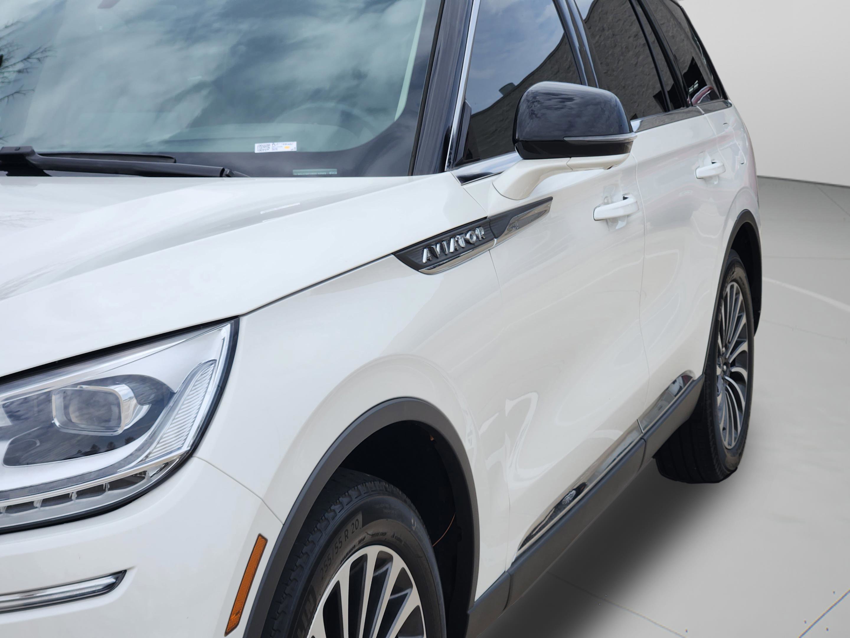 Used 2023 Lincoln Aviator Reserve w/ Equipment Group 201A image 40