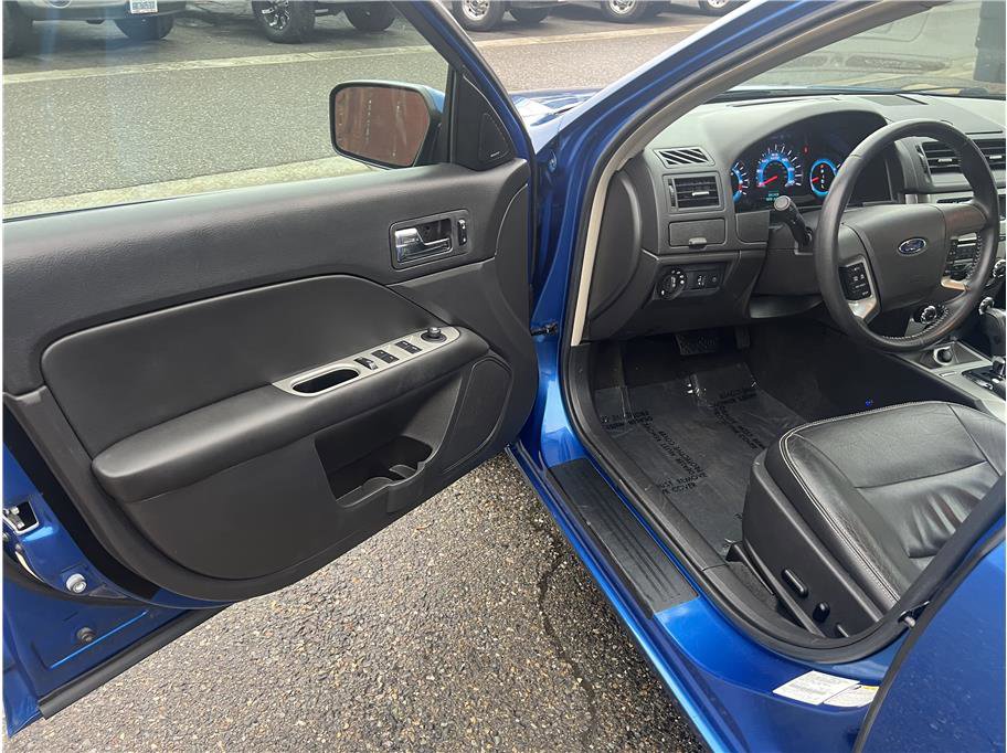 Used 2012 Ford Fusion SEL image 11