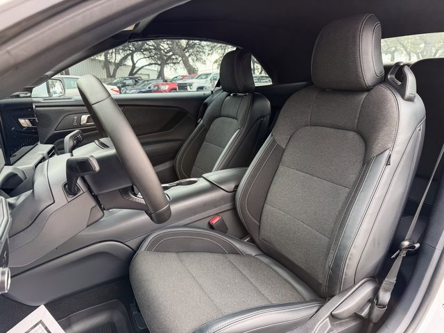 Used 2024 Ford Mustang EcoBoost image 7