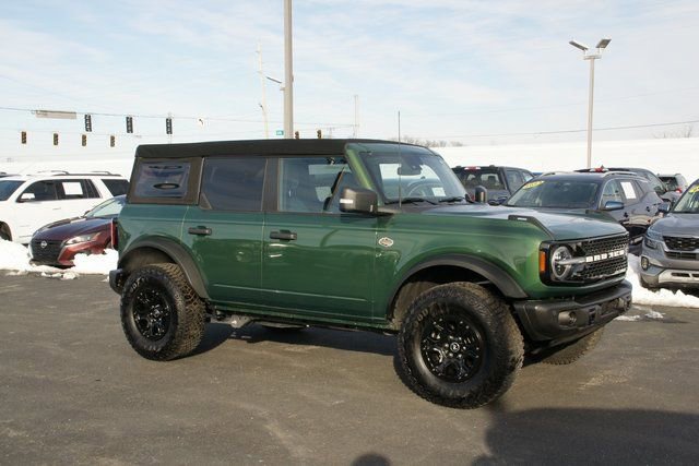 Used 2023 Ford Bronco Wildtrak image 8