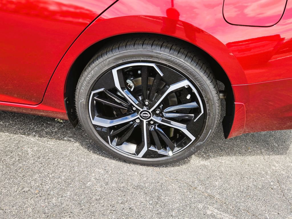 New 2026 Nissan Altima 2.5 SR FWD image 9