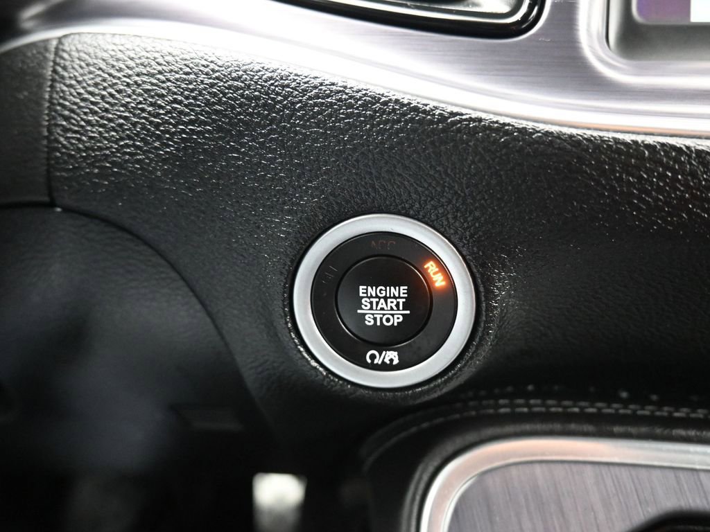 Used 2018 Dodge Challenger SXT w/ Super Sport Group (SS/T) image 20