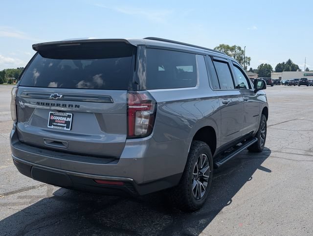 Used 2022 Chevrolet Suburban Z71 w/ Luxury Package AWD/4WD image 7
