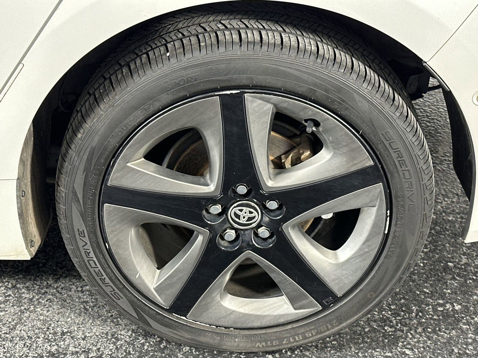 Used 2019 Toyota Prius Limited image 10