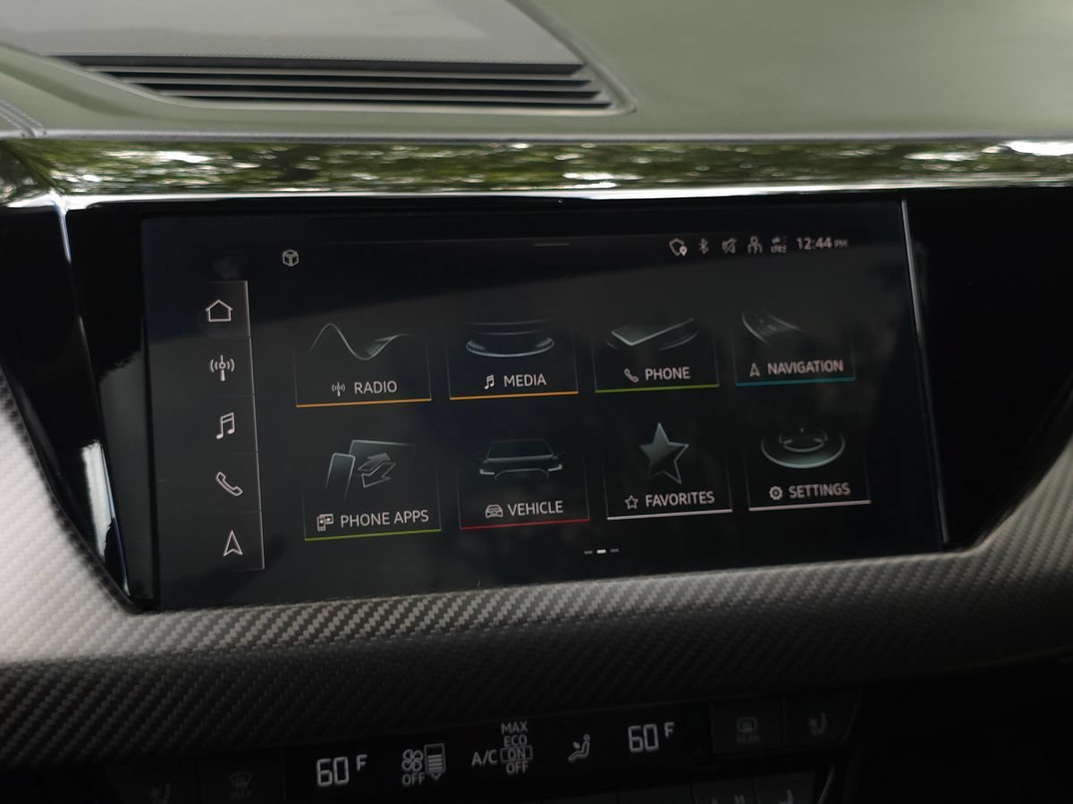 Used 2022 Audi e-tron GT Prestige w/ Prestige Package AWD/4WD image 37