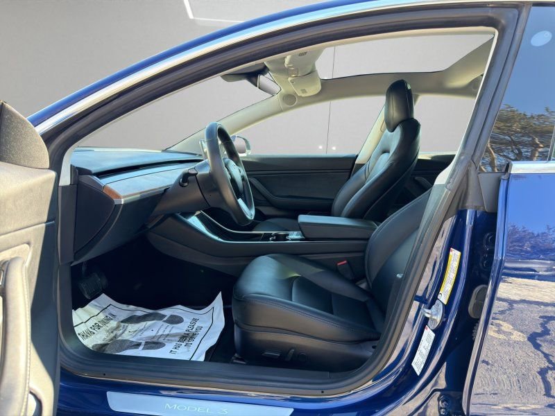 Used 2018 Tesla Model 3 Long Range AWD/4WD image 9