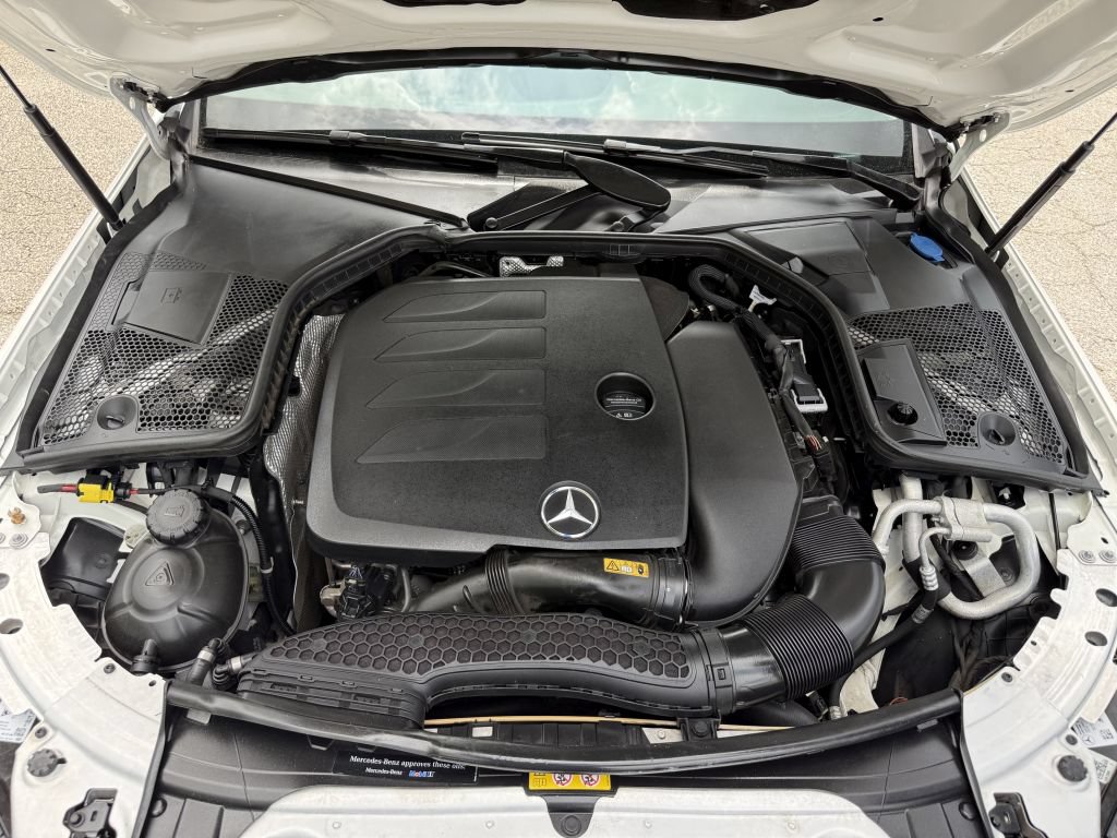 Used 2019 Mercedes-Benz C 300 Sedan w/ Premium Package image 15