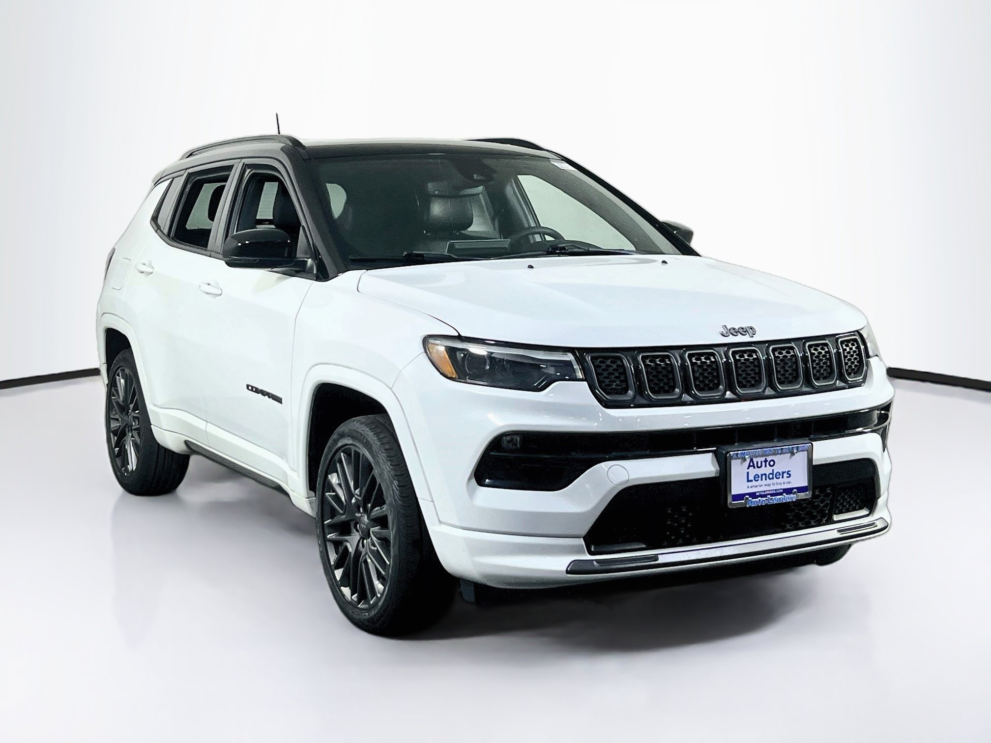 Used 2023 Jeep Compass High Altitude AWD/4WD image 3
