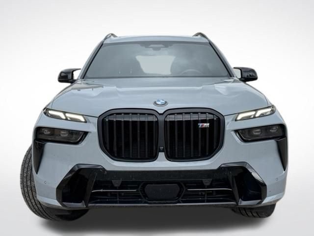 Used 2025 BMW X7 M60i AWD/4WD image 2