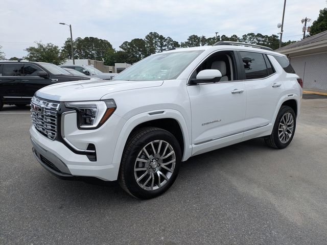 New 2026 GMC Terrain Denali w/ LPO, Floor Liner Package AWD/4WD image 9
