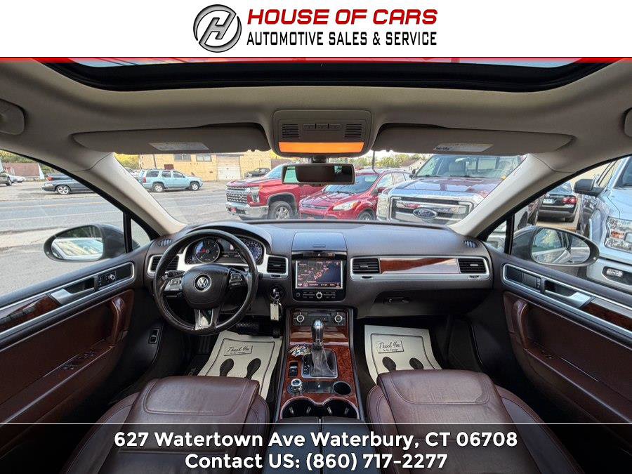 Used 2013 Volkswagen Touareg TDI AWD/4WD image 37