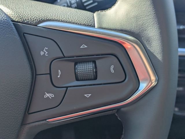 New 2026 Chevrolet Trax ACTIV w/ Sunroof Package FWD image 16