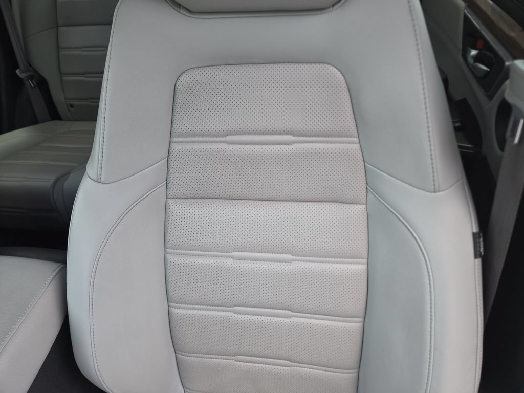 Certified 2017 Honda CR-V Touring image 18