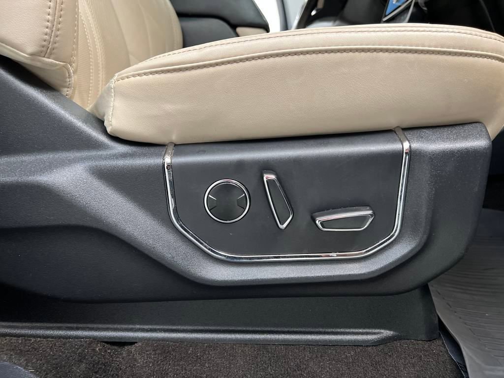 Used 2023 Ford Expedition Max Platinum image 26