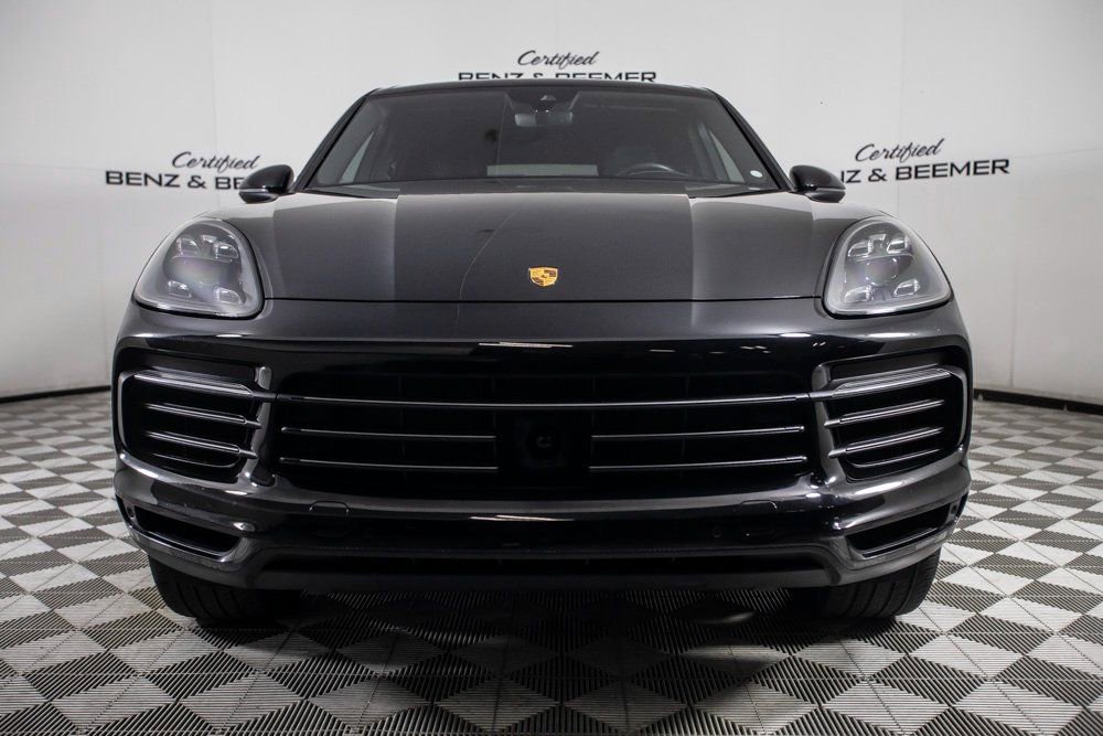 Used 2023 Porsche Cayenne S Platinum w/ Premium Package Plus image 4