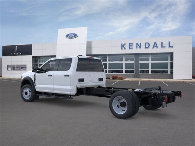 New 2025 Ford F550 4x4 Crew Cab Super Duty w/ XL Chrome Package image 4
