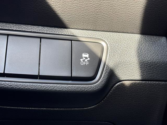 Certified 2023 Kia Forte LXS image 21