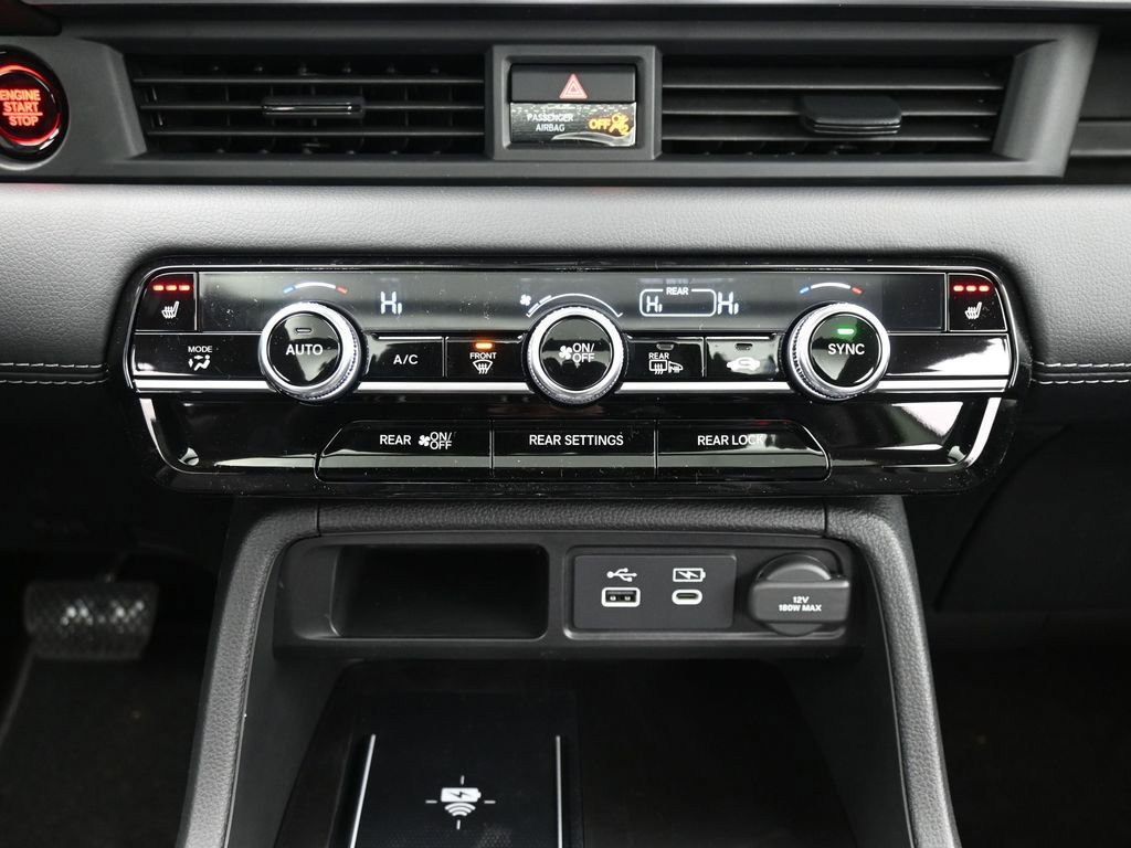 New 2025 Honda Pilot Touring image 33