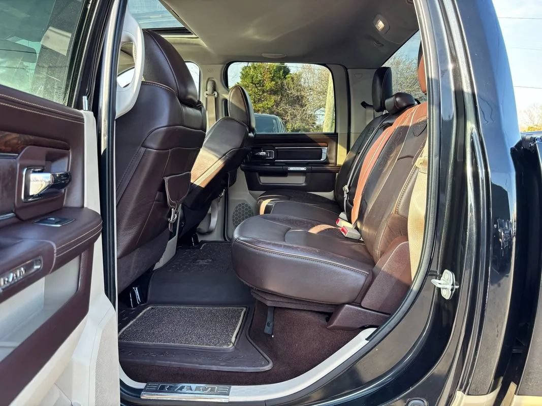 Used 2017 RAM 3500 Laramie Longhorn w/ Convenience Group RWD image 20