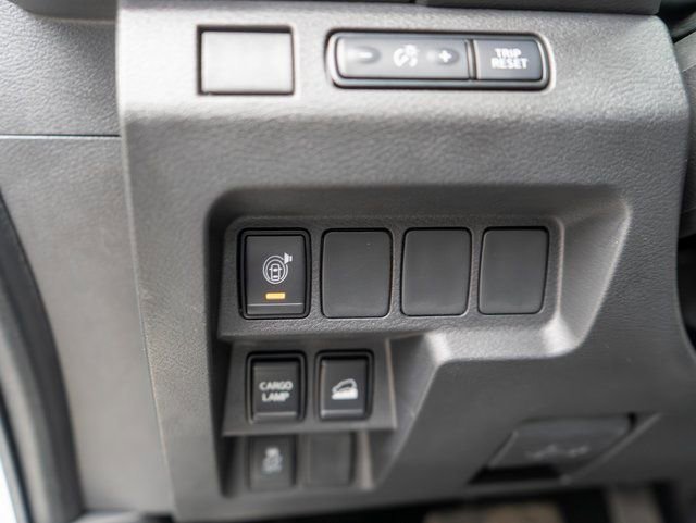 Certified 2025 Nissan Frontier SV image 21