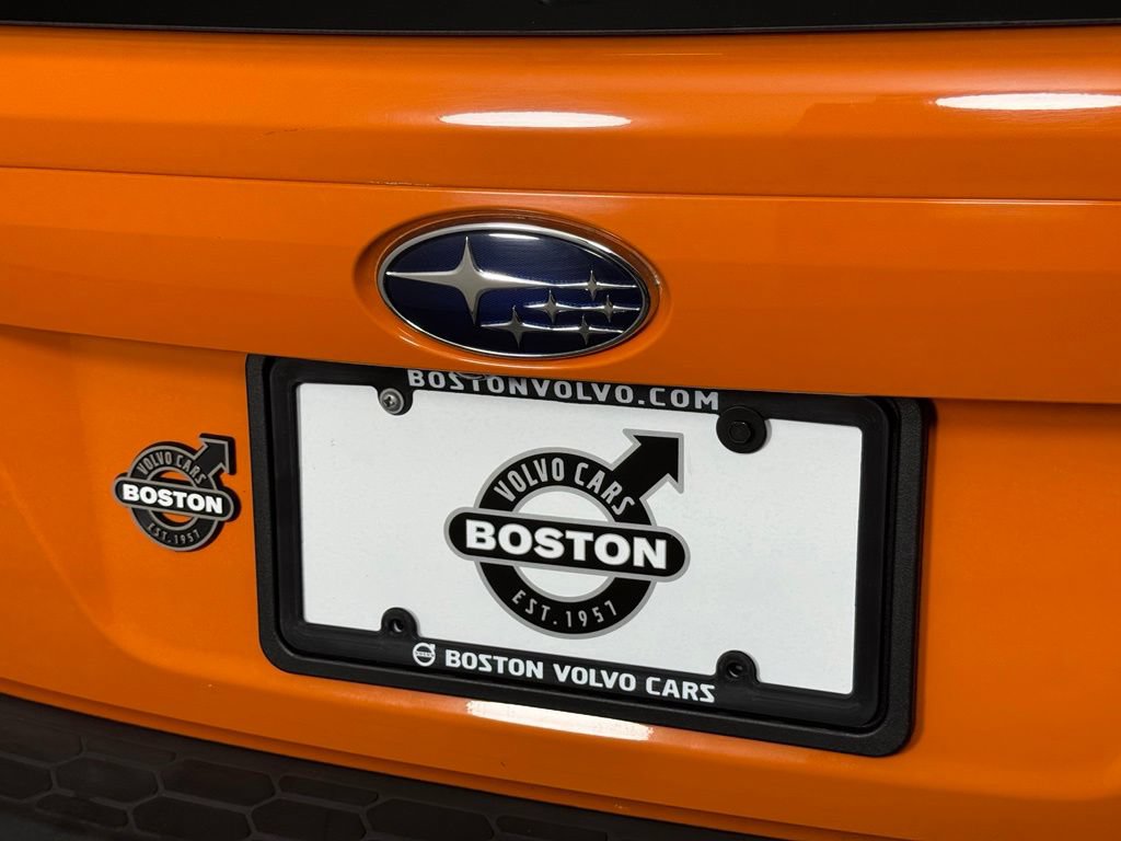 Used 2019 Subaru Crosstrek 2.0i Limited w/ Moonroof Package w/Navigation AWD/4WD image 8