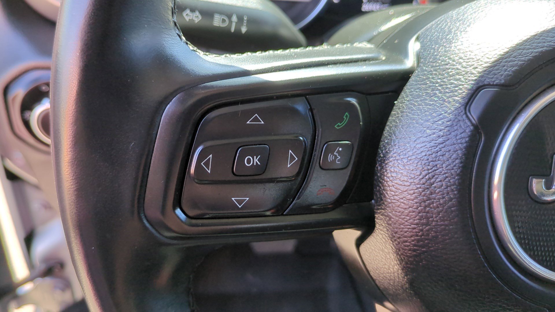Used 2021 Jeep Wrangler Unlimited Sport AWD/4WD image 17