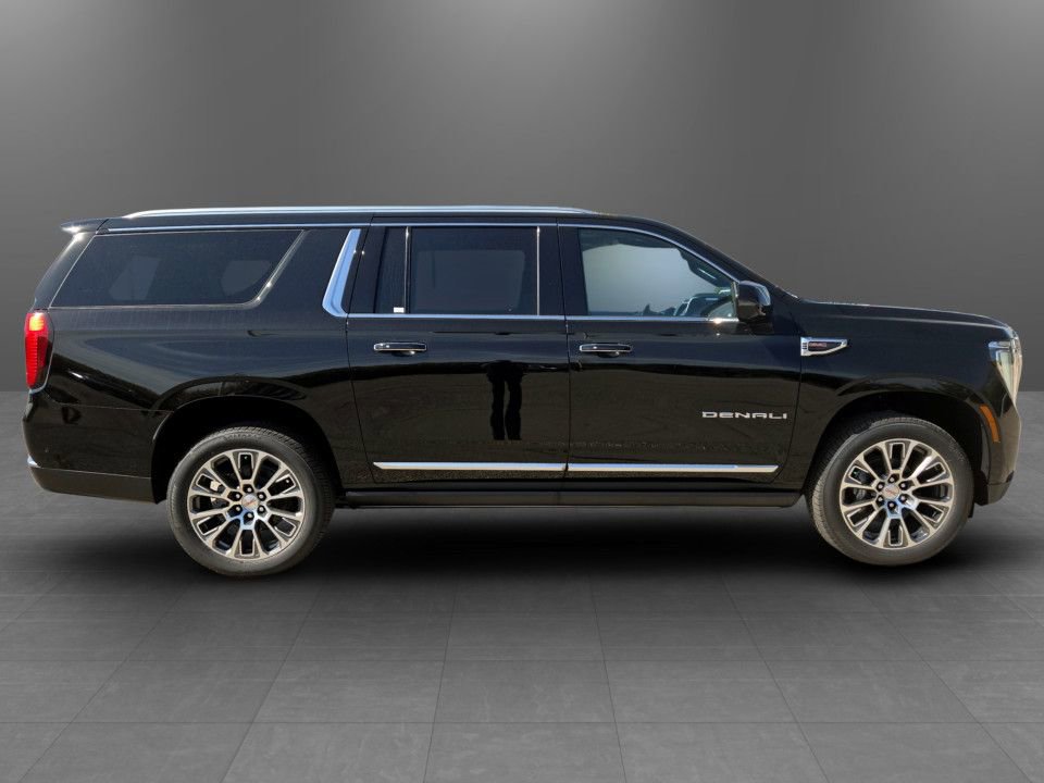 New 2026 GMC Yukon XL Denali w/ Sun & Power Step Package image 6