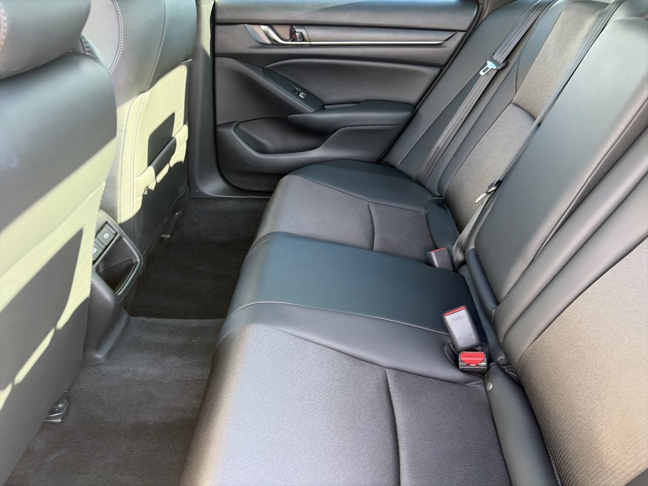 Used 2021 Honda Accord Sport image 16