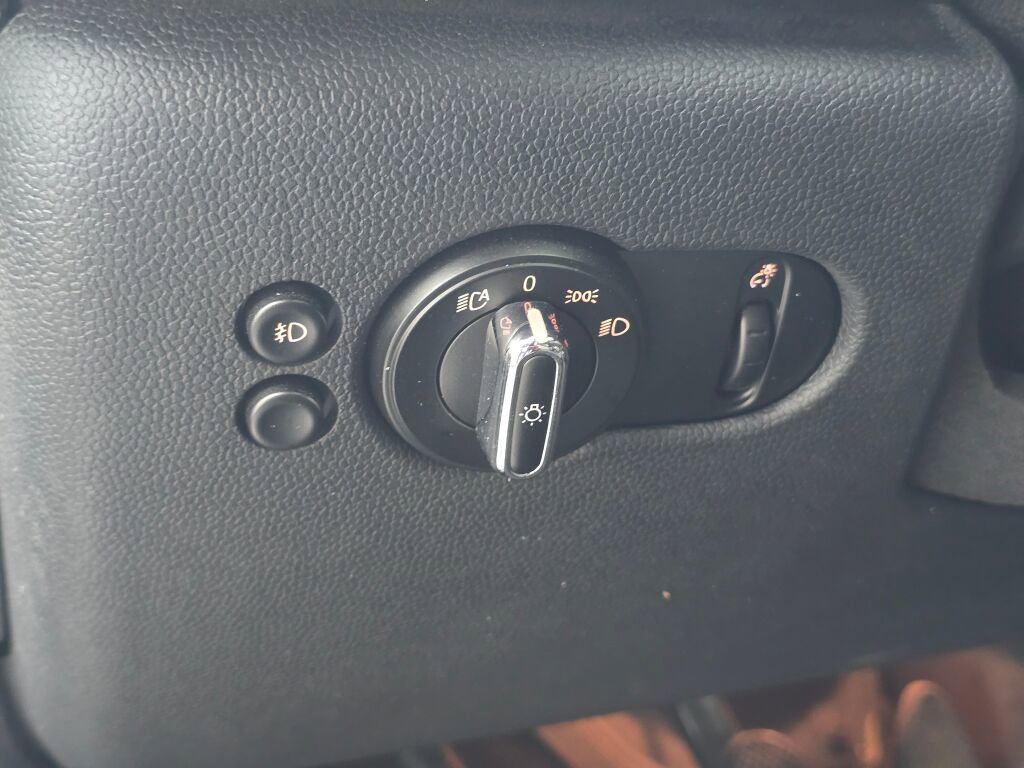 Used 2016 MINI Cooper S image 21