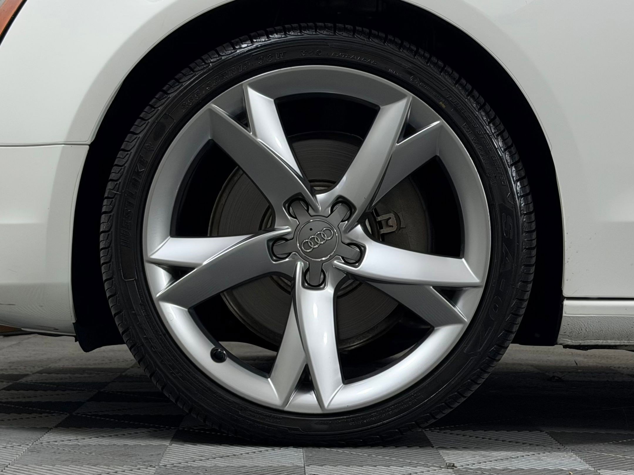 Used 2011 Audi A5 2.0T Premium Plus image 12