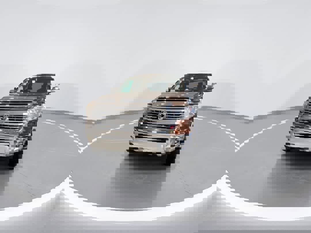 Used 2015 Toyota Tundra 1794 Edition image 3