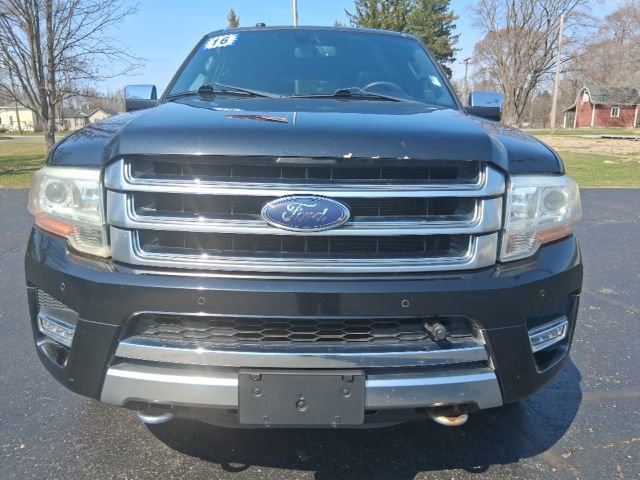 Used 2016 Ford Expedition Platinum image 2