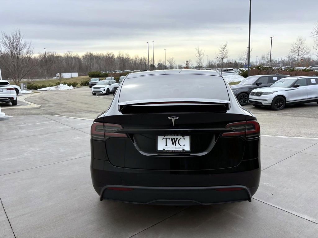 Used 2022 Tesla Model X image 6