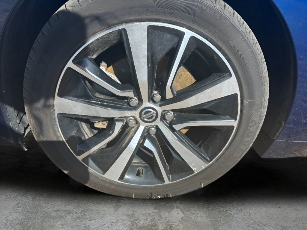 Used 2021 Nissan Maxima 3.5 SV w/ Floor Mat Group FWD image 9