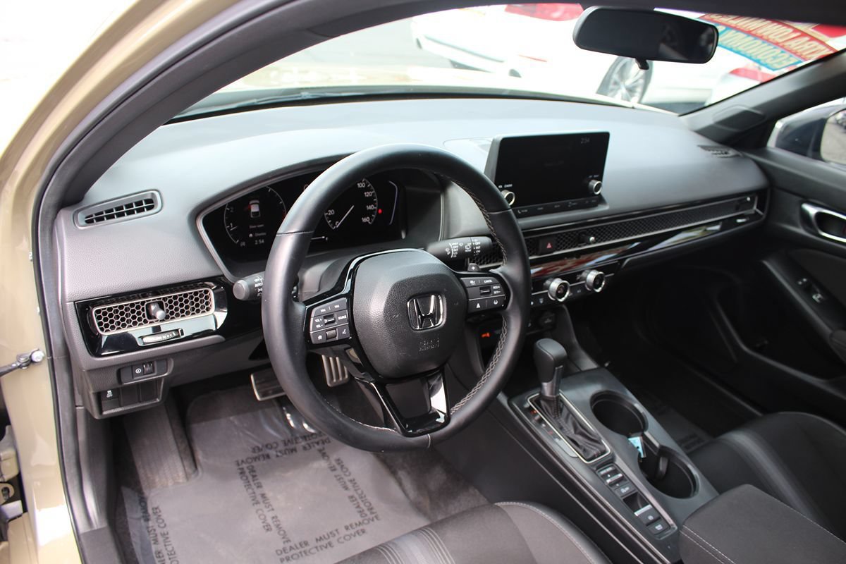 Used 2025 Honda Civic Sport image 16