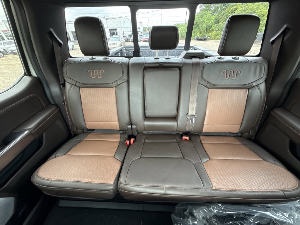New 2027 Ford F350 King Ranch w/ Chrome Package AWD/4WD image 25