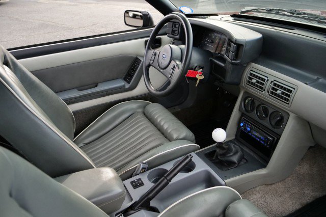 Used 1989 Ford Mustang LX image 37