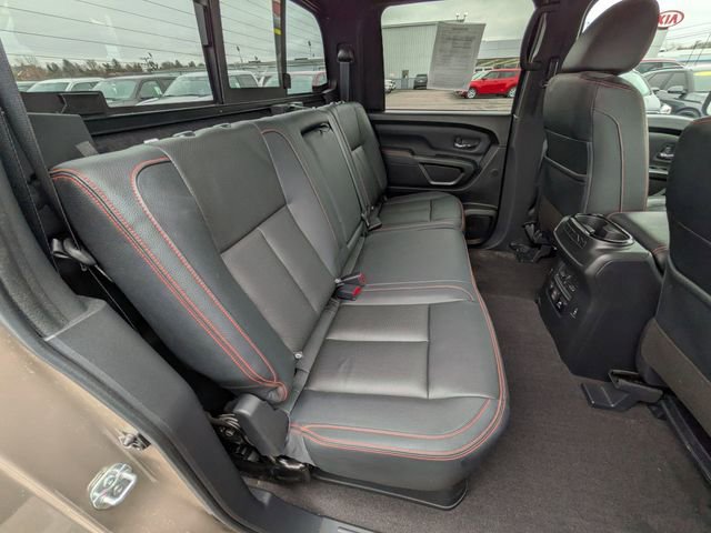 Used 2022 Nissan Titan PRO-4X w/ Pro-4x Convenience Package AWD/4WD image 18
