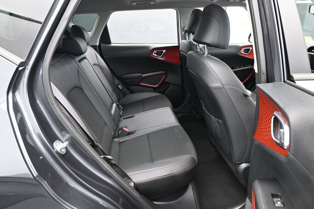 Used 2024 Kia Soul GT-Line FWD image 35