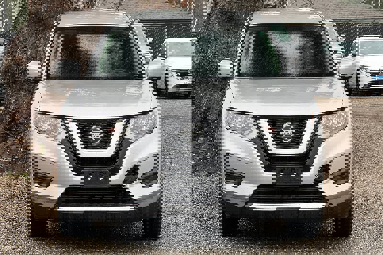 Used 2018 Nissan Rogue S image 11