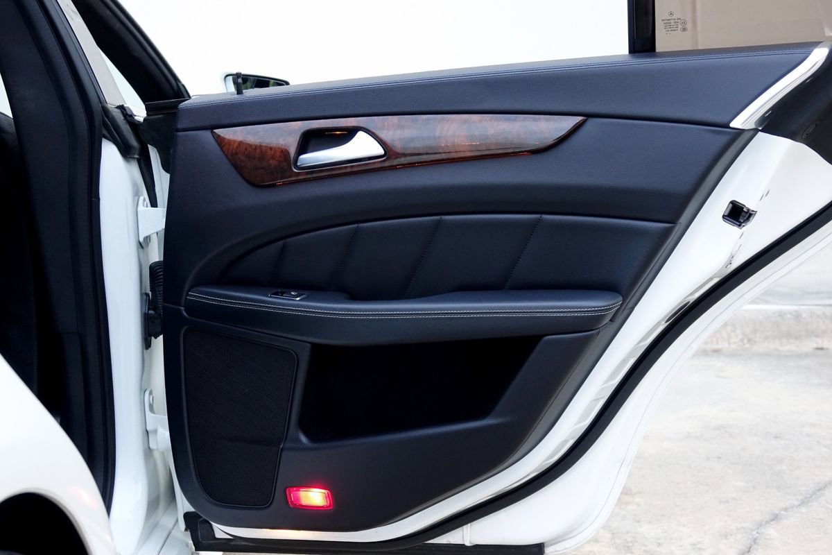 Used 2015 Mercedes-Benz CLS 400 image 39