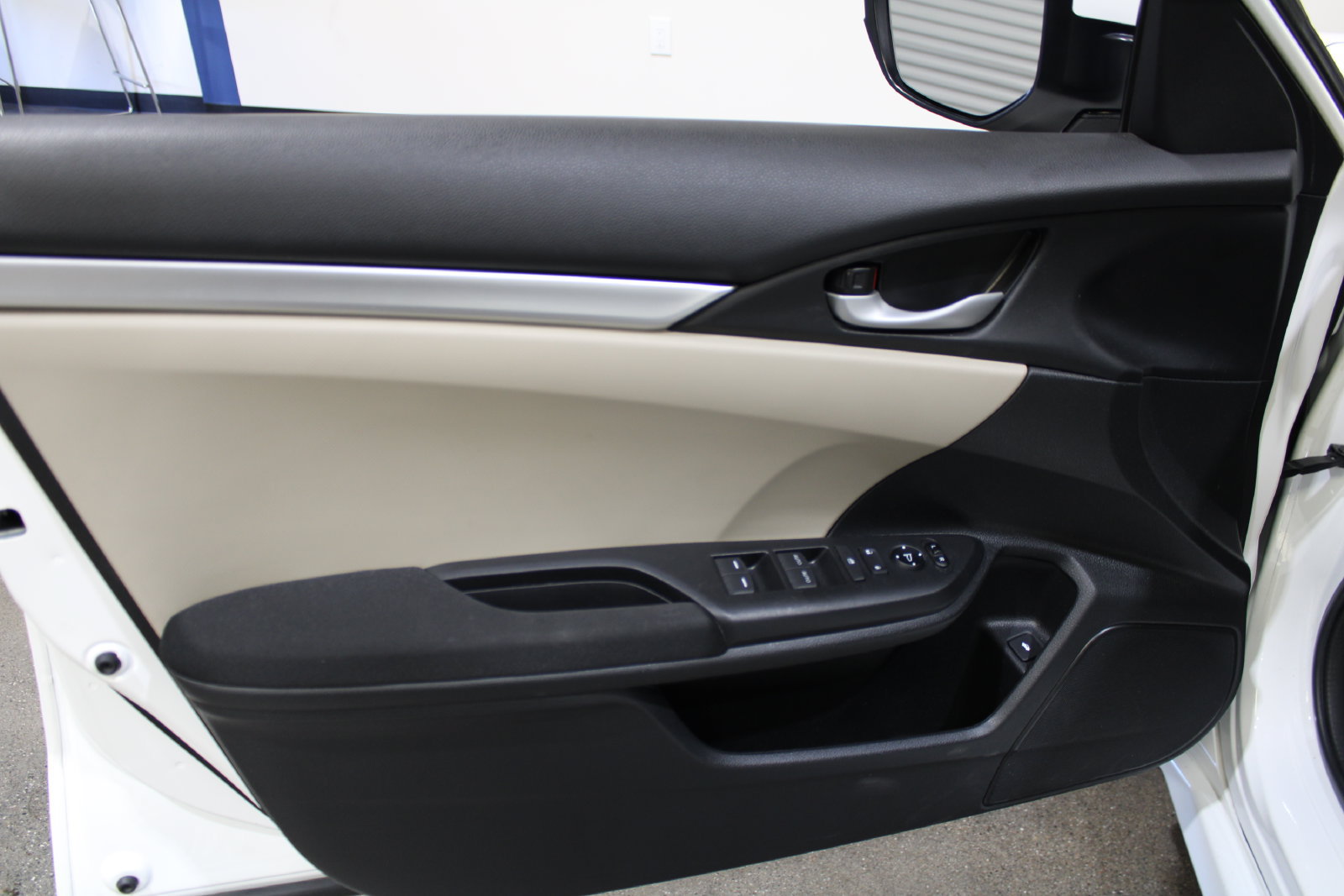 Used 2018 Honda Civic LX image 22