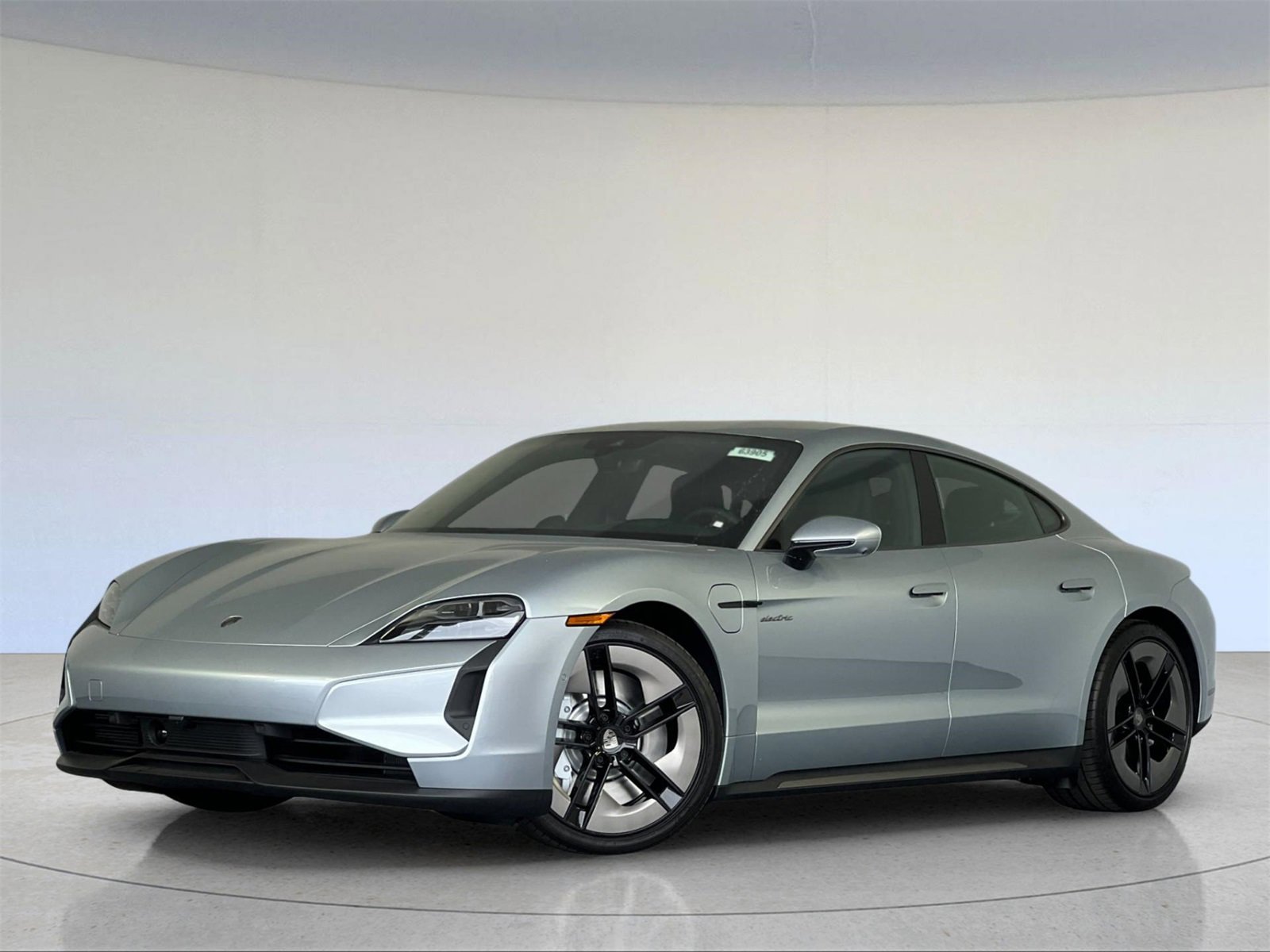 Used 2025 Porsche Taycan Turbo image 1