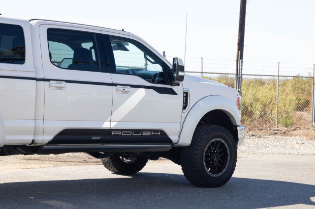 Used 2019 Ford F250 Lariat w/ Lariat Ultimate Package image 31