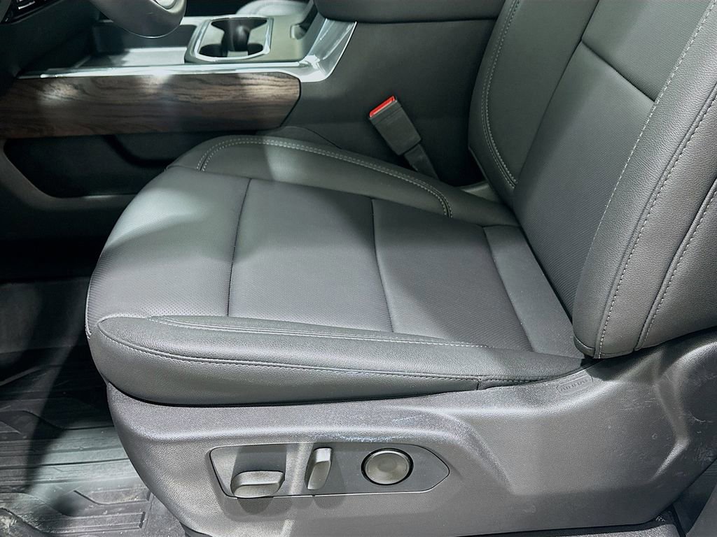 New 2026 GMC Sierra 3500 SLT w/ SLT Convenience Package image 20
