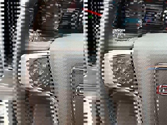 Used 2018 GMC Sierra 1500 SLT image 26