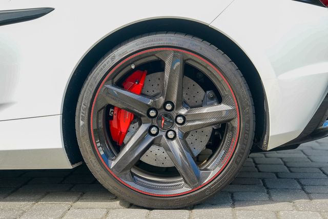 Used 2024 Chevrolet Corvette Z06 w/ Z07 Performance Package RWD image 17