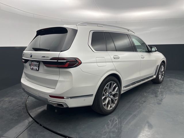 Used 2023 BMW X7 xDrive40i AWD/4WD image 7