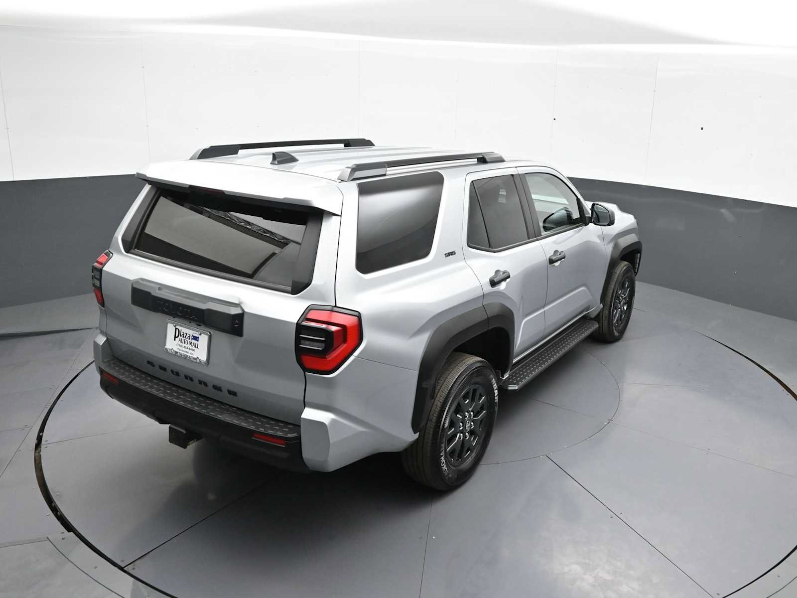 Certified 2025 Toyota 4Runner SR5 AWD/4WD image 38